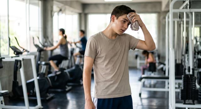 Does Sweating Cause Acne? What Happens to Your Pores During Exercise